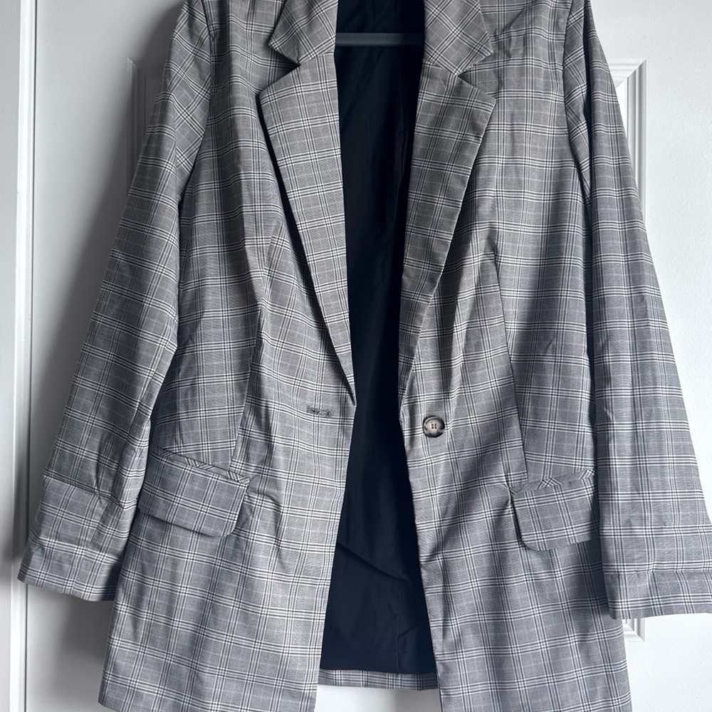 Wayf Black and Gray Plaid Tailored Blazer